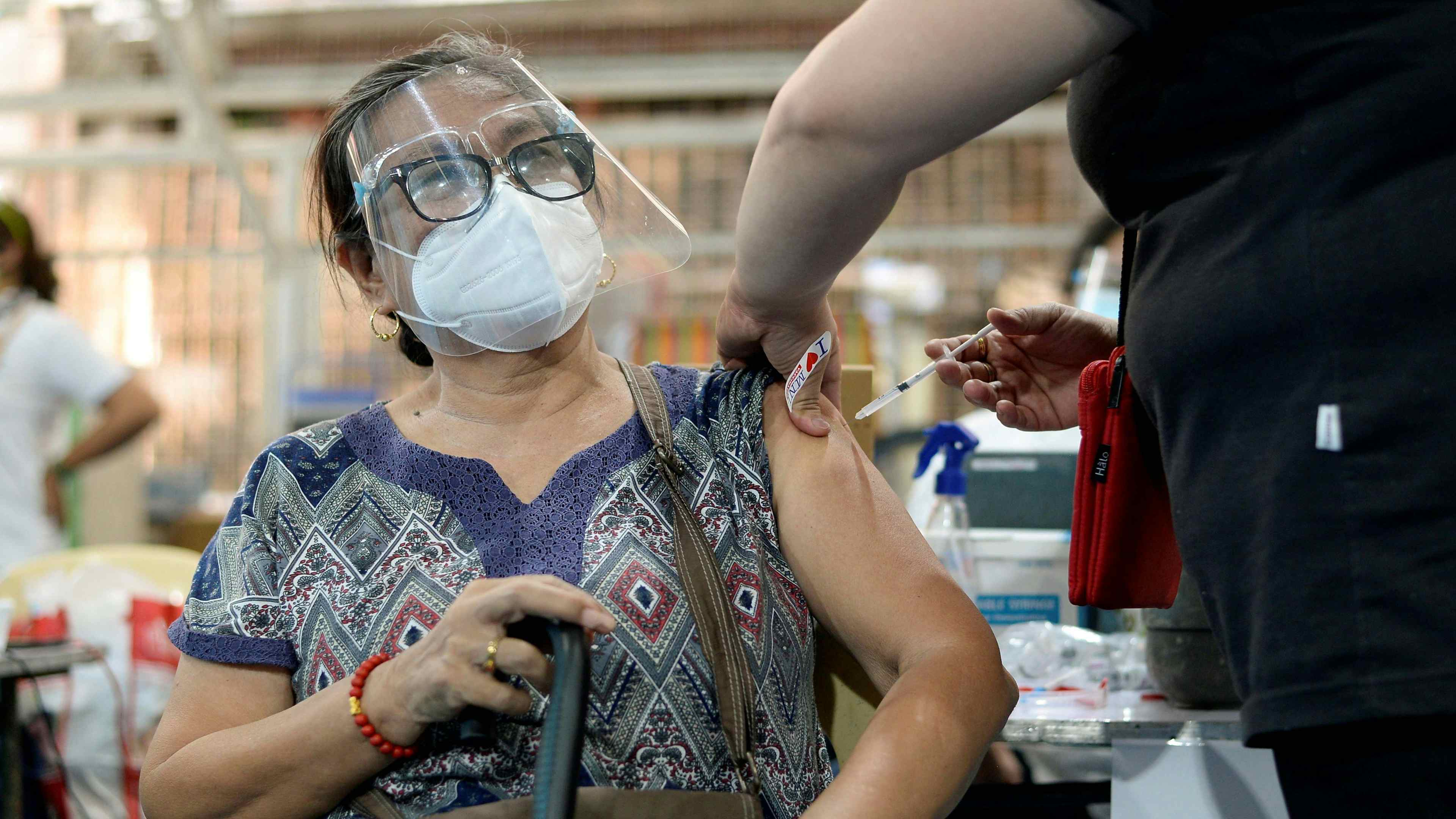 To spur tourism activities Fully vaxxed MM residents now allowed to travel on GCQ areas photo Reuters