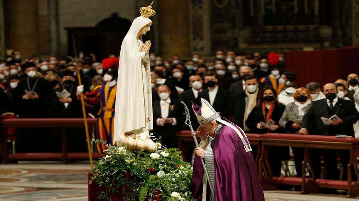 Pope consecrates Ukraine and Russia to Mary photo catholic News Service